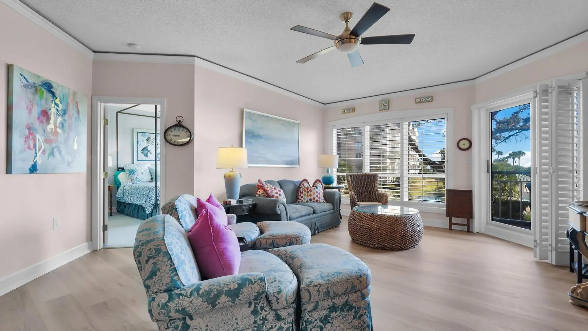 Holiday home 3105 Windsor Court South Oceanfront Luxury 2 Bedroom Condo Pool Bike Paths Golf Courses Hilton Head Island United States
